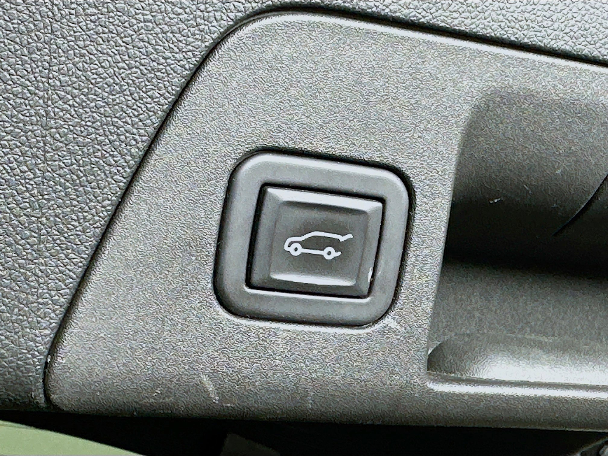 Used 2023 Buick Envision Preferred image 27