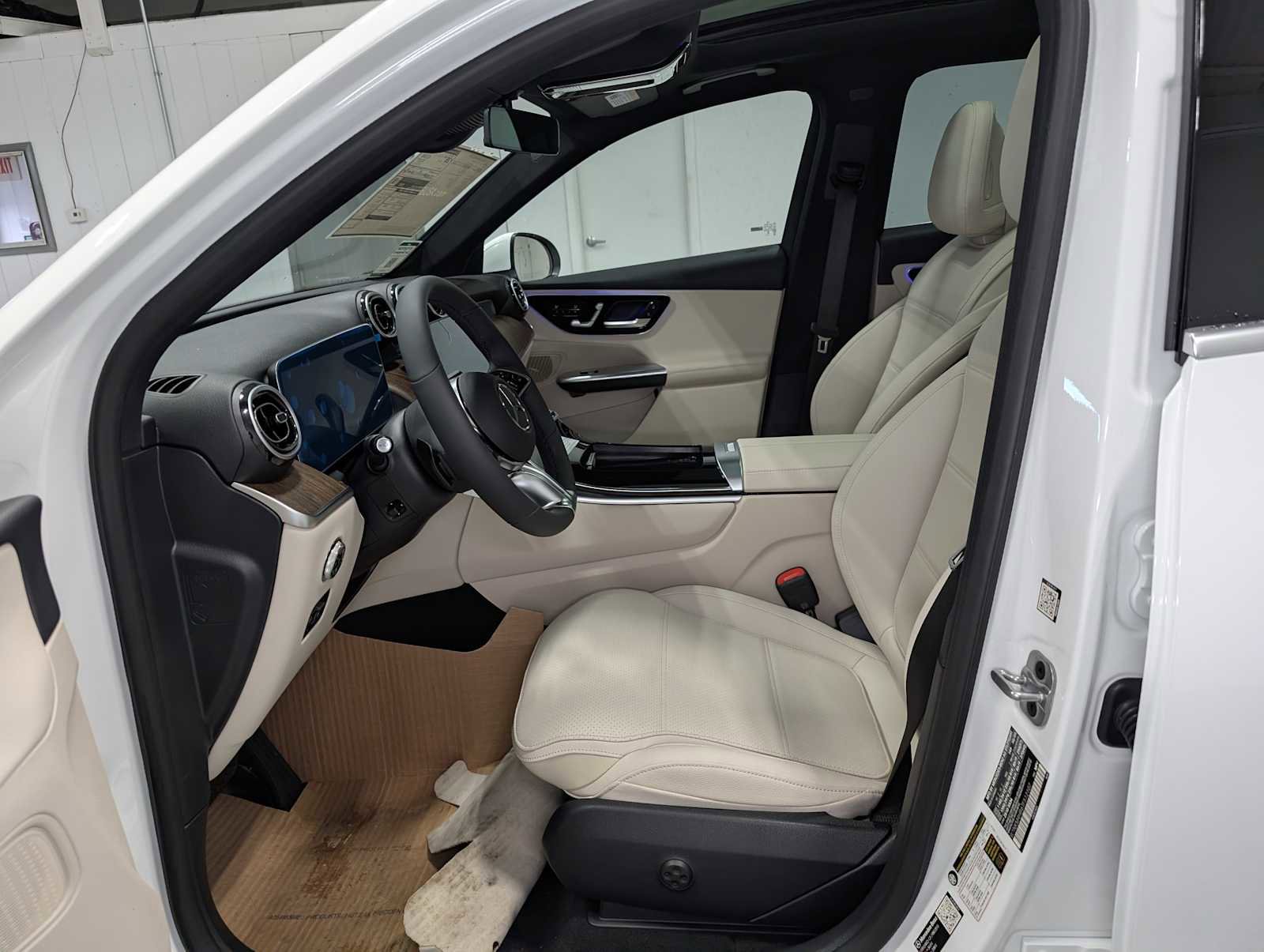 New 2026 Mercedes-Benz GLC 300 4MATIC image 4