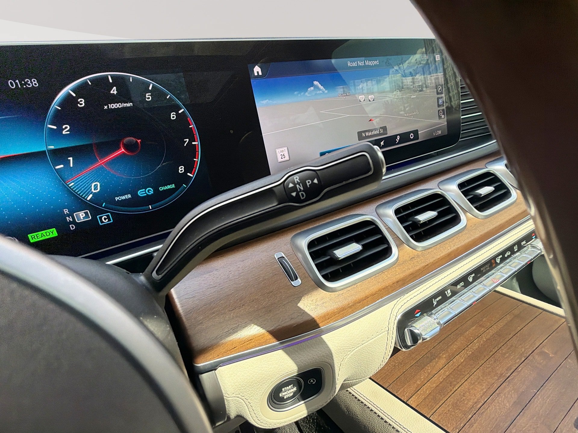 Used 2020 Mercedes-Benz GLS 580 4MATIC image 23