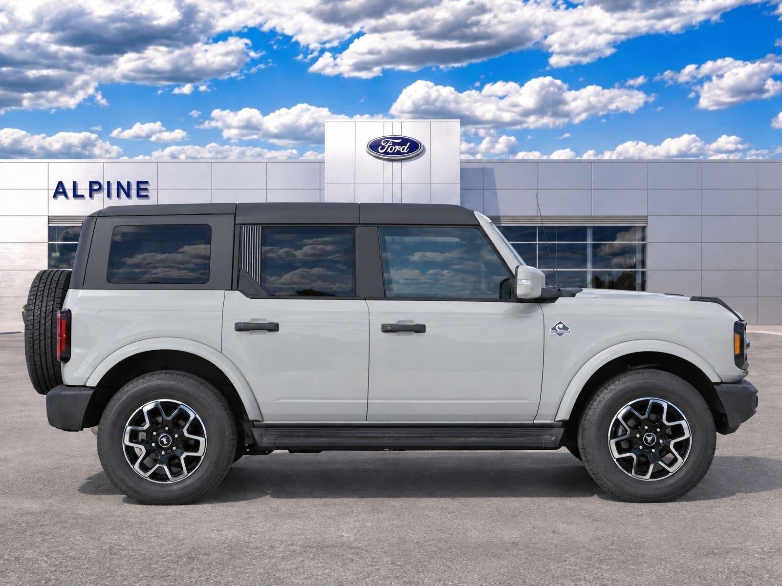 Used 2026 Ford Bronco Outer Banks AWD/4WD image 8
