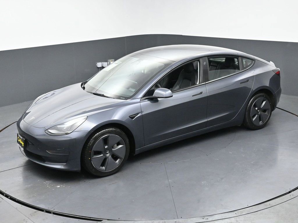 Used 2023 Tesla Model 3 Standard Range RWD image 39