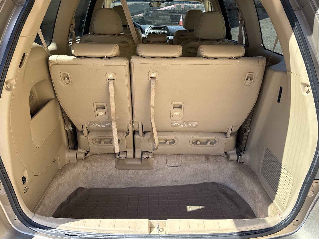 Used 2005 Honda Odyssey EX-L image 18