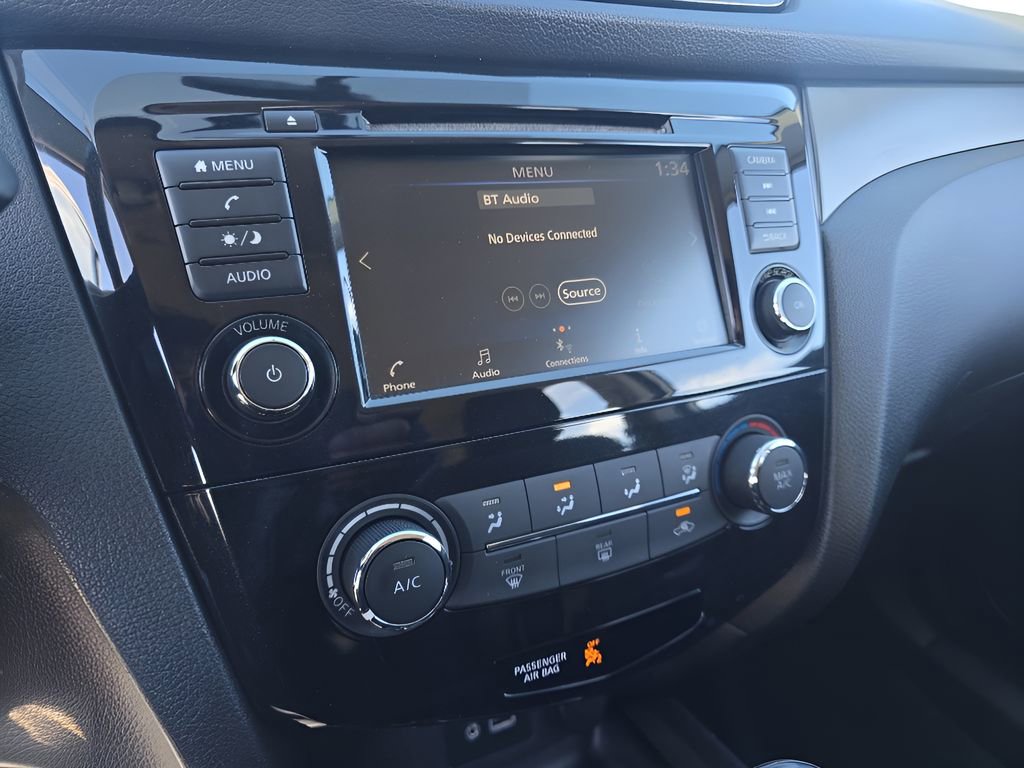 Used 2019 Nissan Rogue Sport S image 20