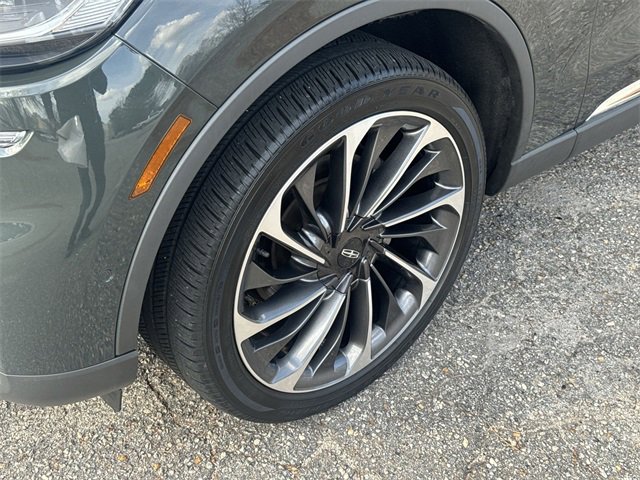 Used 2023 Lincoln Aviator Reserve w/ Equipment Group 201A image 10
