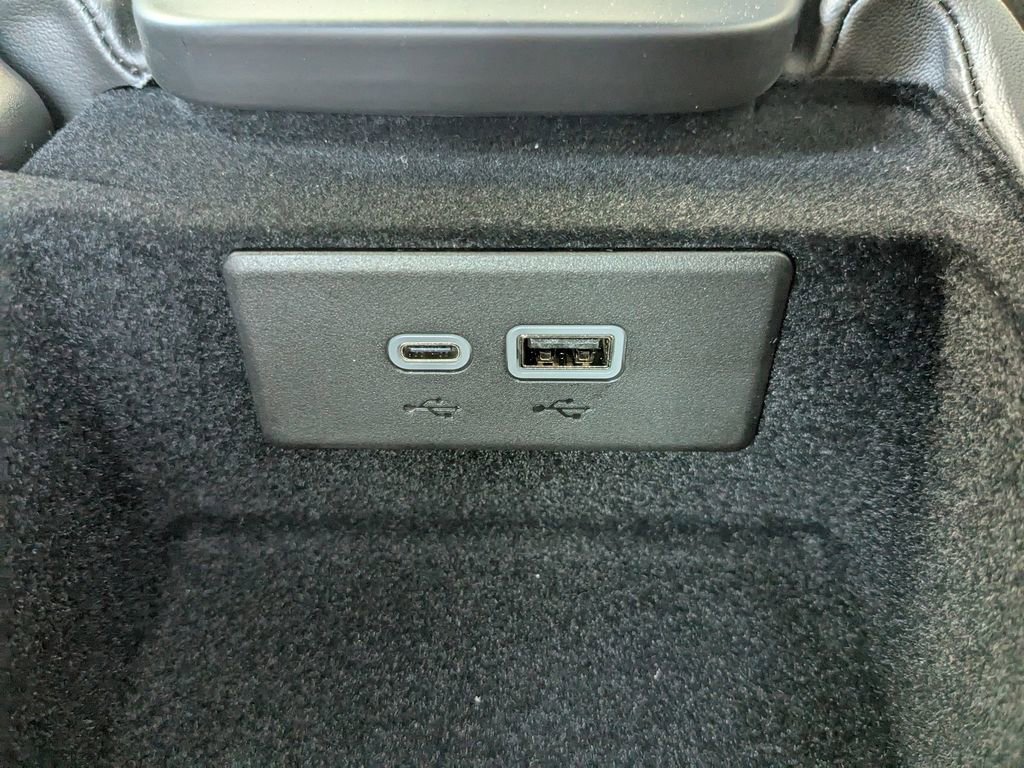 New 2025 Chevrolet Corvette E-Ray AWD/4WD image 26