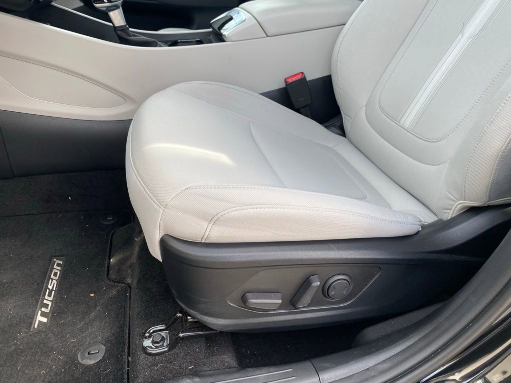 Certified 2025 Hyundai Tucson SEL AWD/4WD image 24