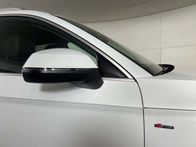 Certified 2023 Audi Q5 2.0T Premium w/ Convenience Package AWD/4WD image 10