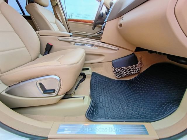 Used 2009 Mercedes-Benz ML 320 BlueTEC 4MATIC image 59