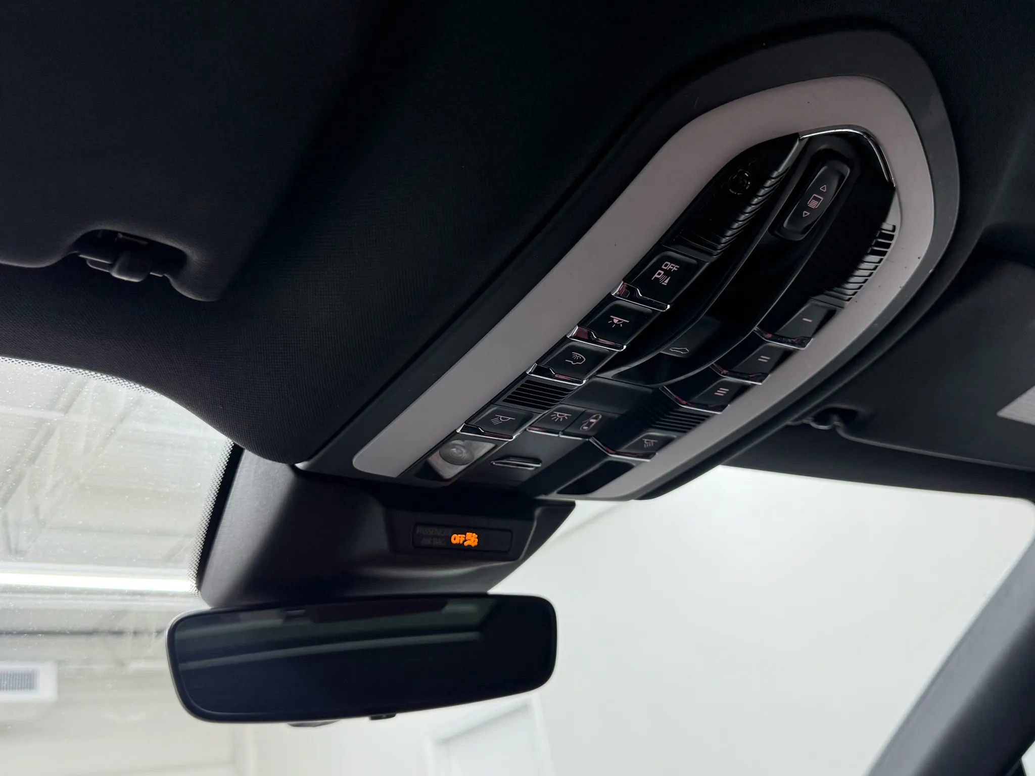 Used 2019 Porsche Macan Sport Edition image 27