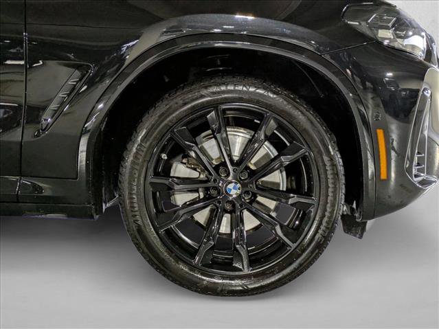 Used 2025 BMW X4 xDrive30i w/ Premium Package image 24