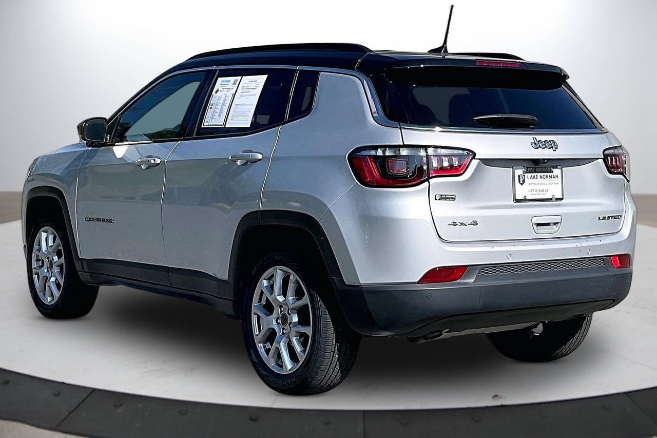 Used 2025 Jeep Compass Limited AWD/4WD image 6