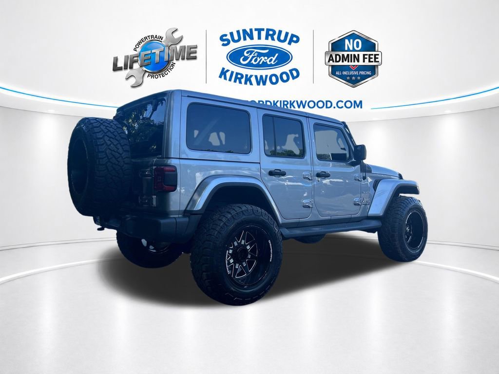 Used 2020 Jeep Wrangler Unlimited Sahara w/ LED Lighting Group AWD/4WD image 6