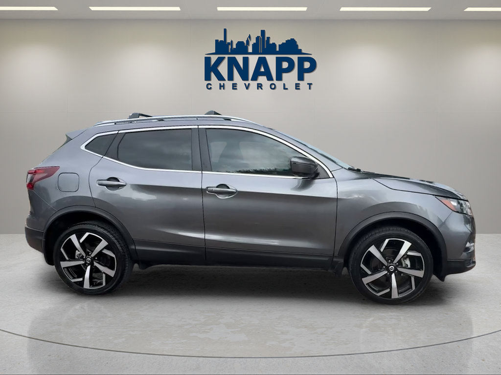 Used 2022 Nissan Rogue Sport SL FWD image 6