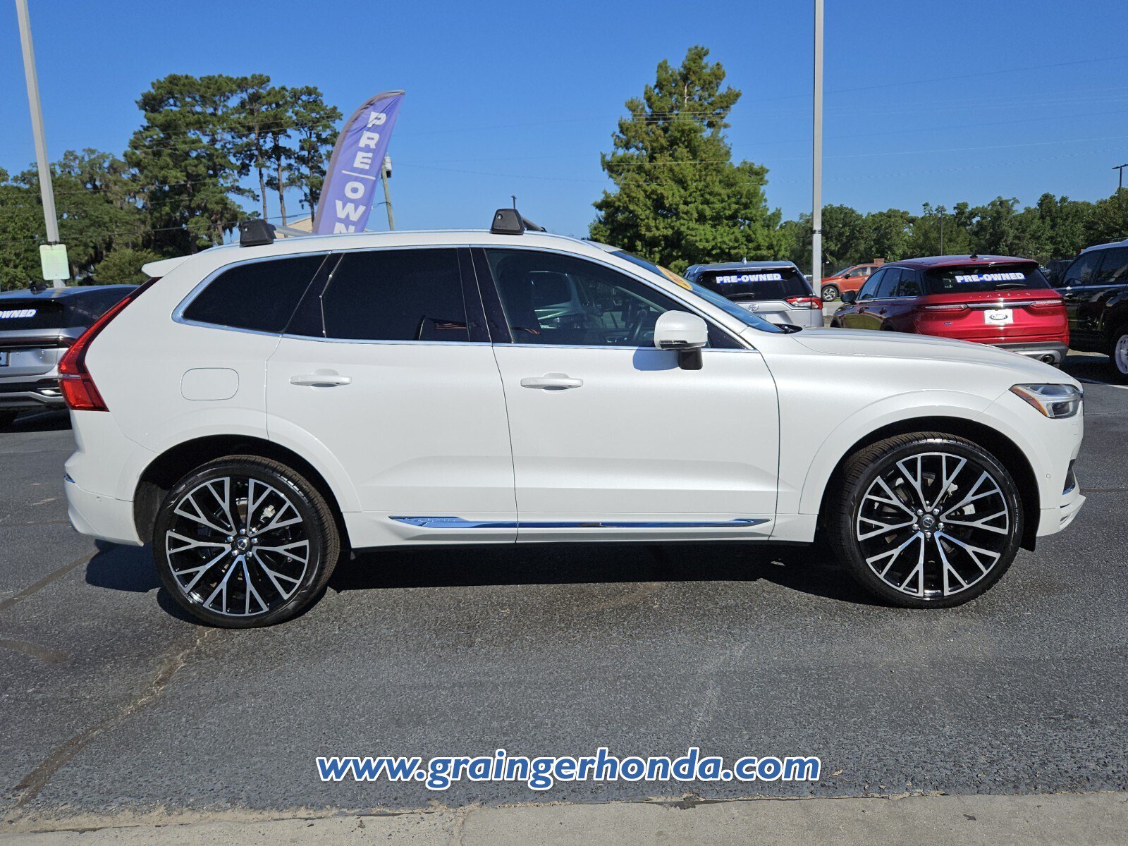 Used 2019 Volvo XC60 T6 Inscription w/ Protection Package Premier AWD/4WD image 6