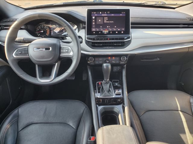 Used 2023 Jeep Compass Limited w/ Sun and Sound Group AWD/4WD image 25