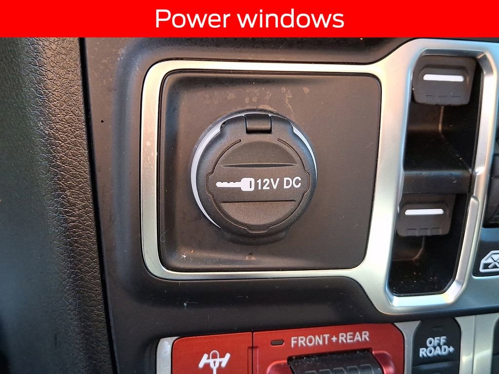 Used 2025 Jeep Wrangler Unlimited Rubicon w/ Safety Group image 23