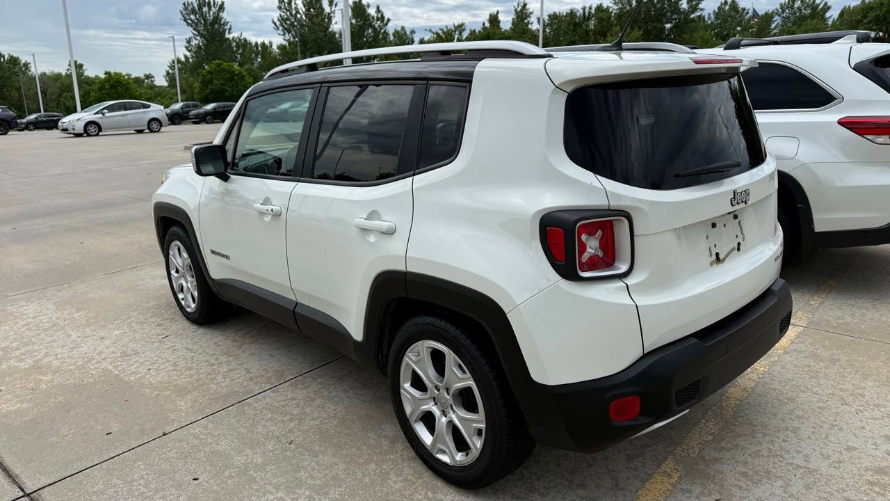 Used 2017 Jeep Renegade Limited FWD image 4