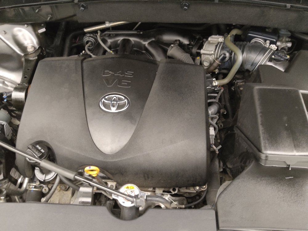 Used 2019 Toyota Highlander XLE image 30