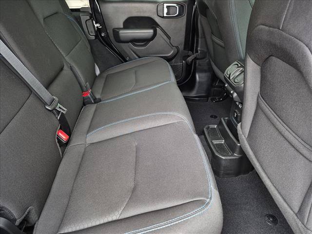 Used 2023 Jeep Wrangler Unlimited Rubicon 4xe AWD/4WD image 20