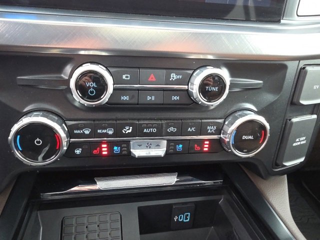 Used 2025 Ford F350 King Ranch image 24