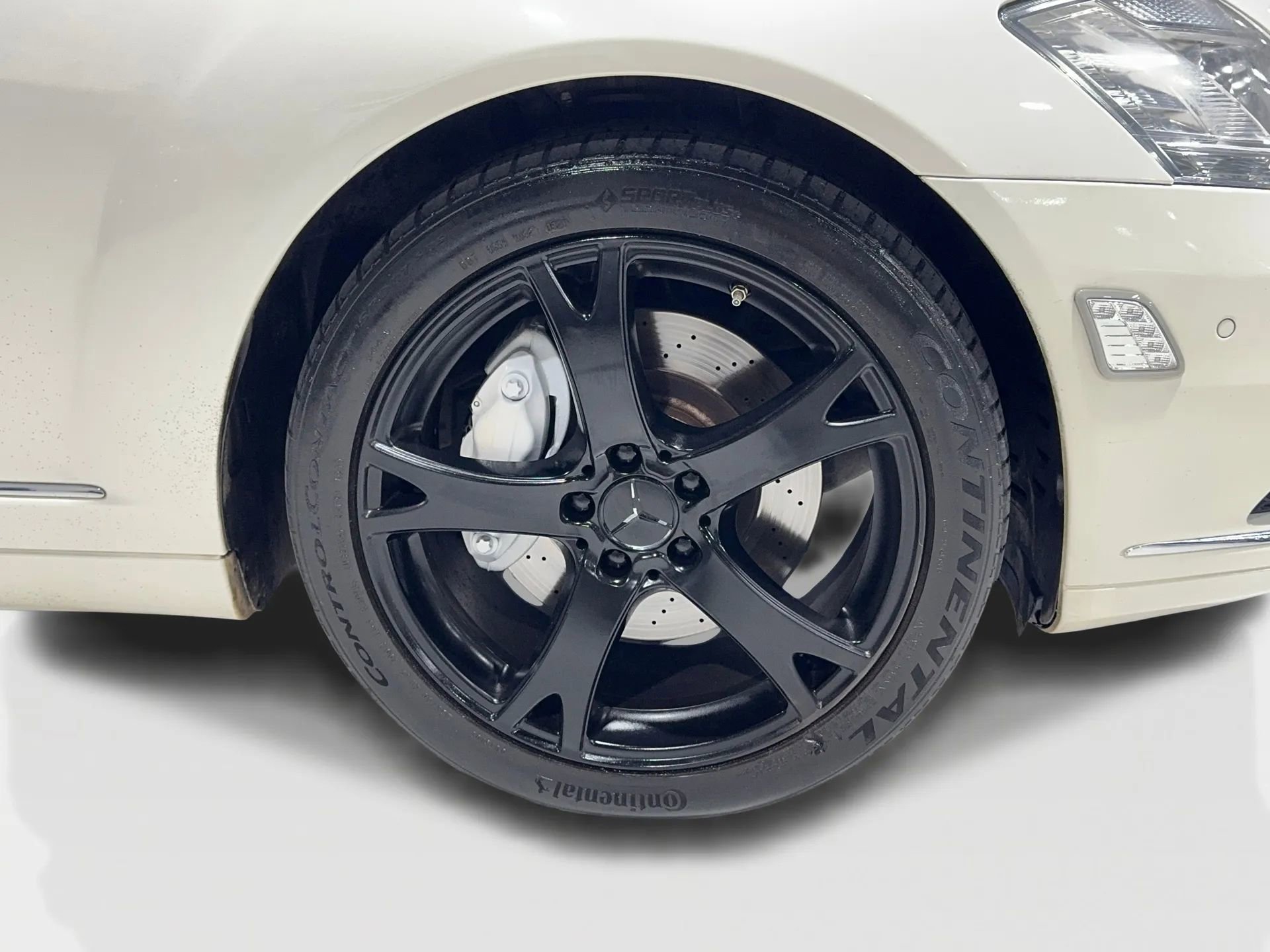 Used 2013 Mercedes-Benz S 550 image 34