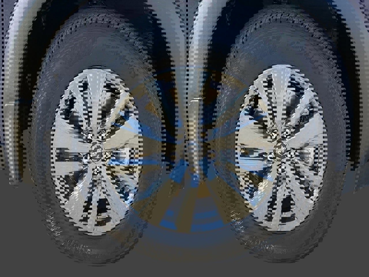 New 2025 Nissan Pathfinder SV image 8