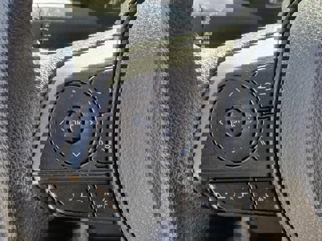 Used 2020 Toyota Corolla LE w/ LE Convenience Package image 27