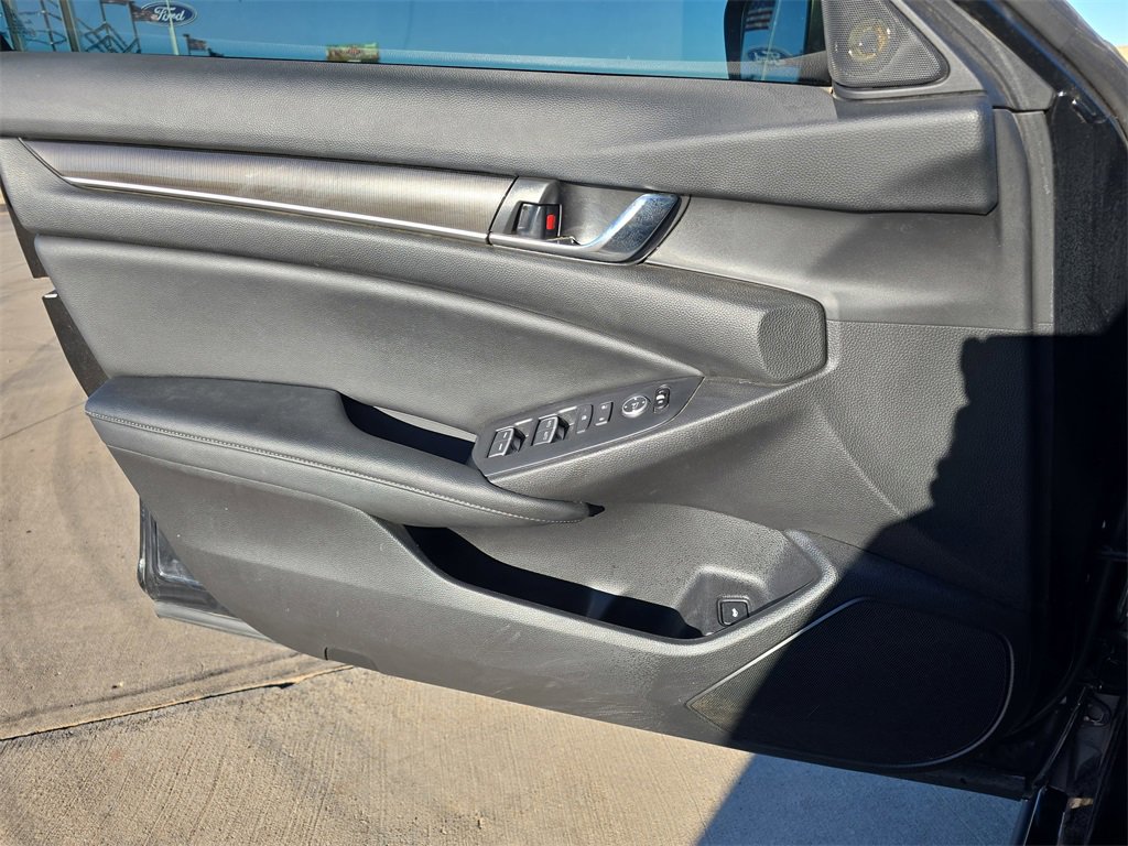 Used 2021 Honda Accord Sport image 28