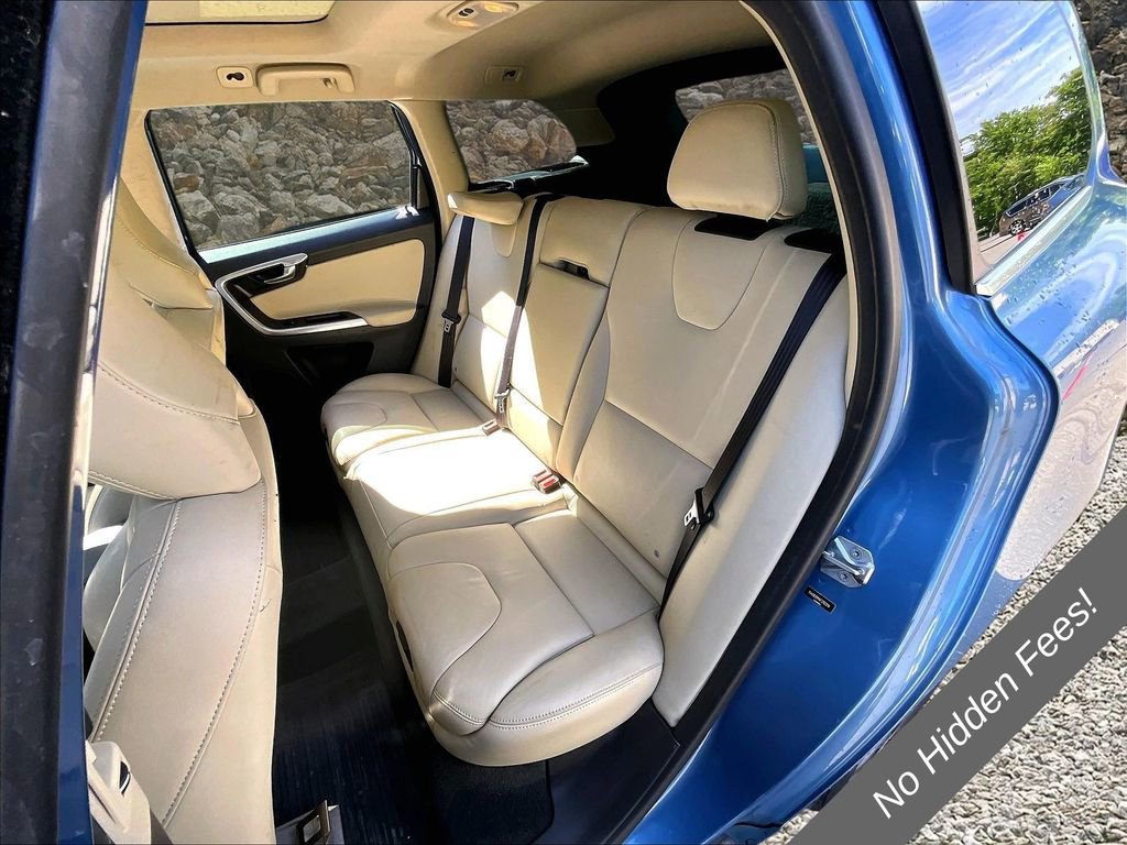 Used 2015 Volvo XC60 T6 Platinum AWD/4WD image 24