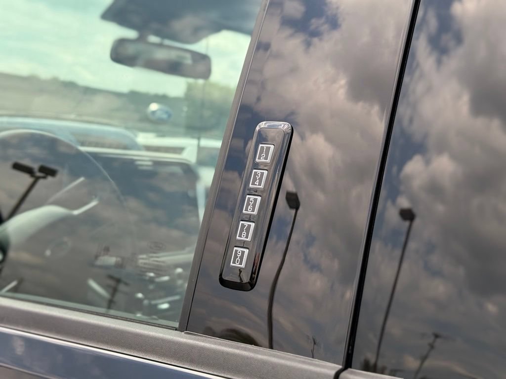 New 2026 Ford F350 Lariat w/ Black Appearance Package AWD/4WD image 49