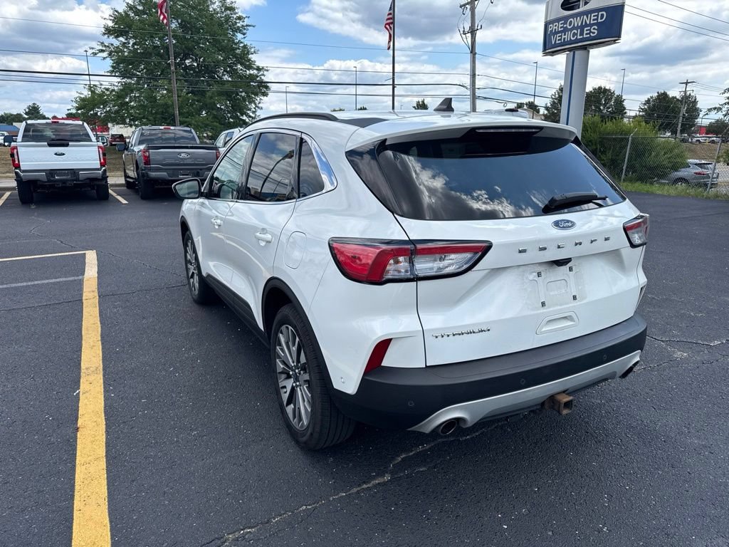 Used 2021 Ford Escape Titanium AWD/4WD image 7