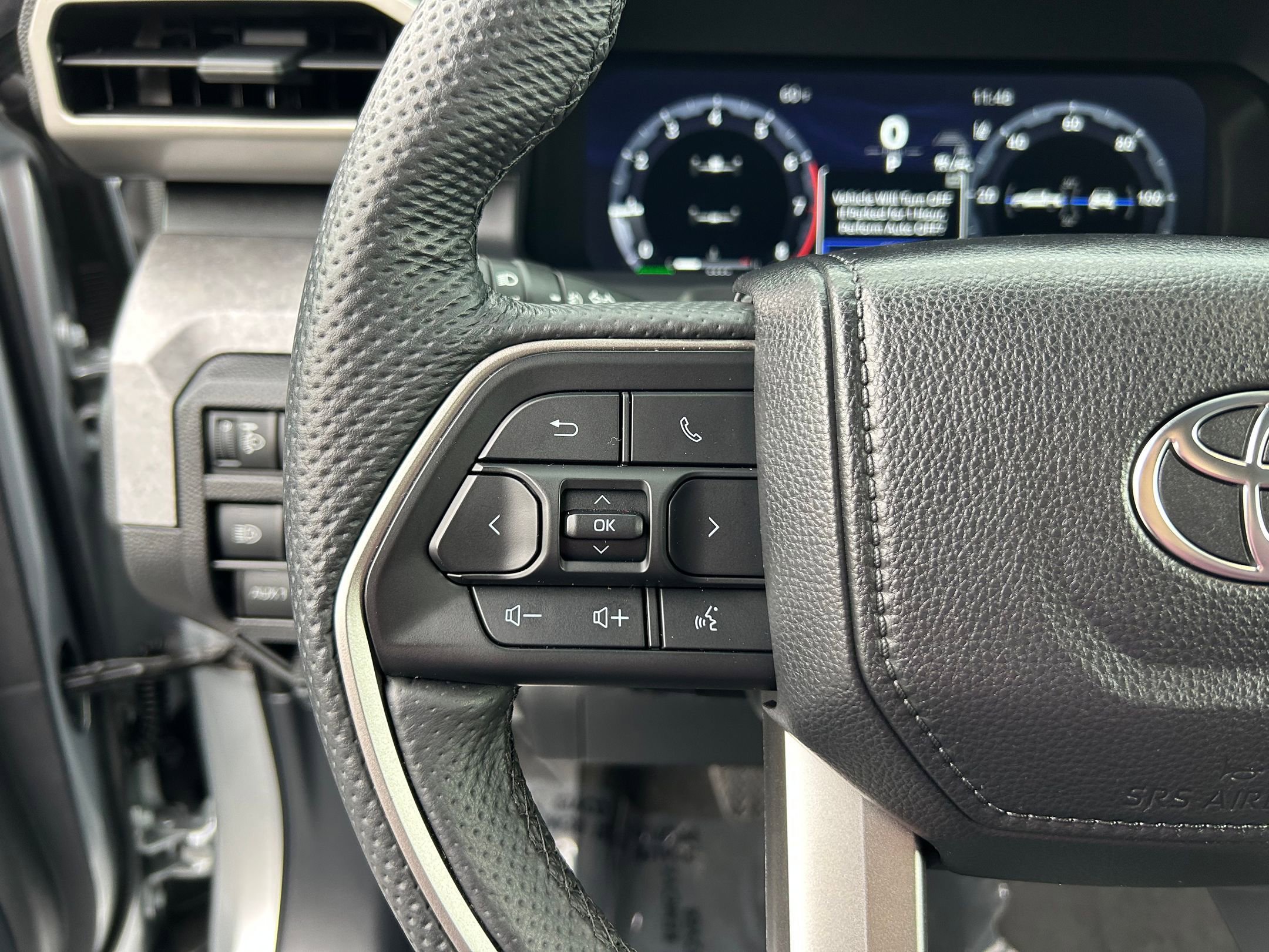 Used 2024 Toyota Tacoma Trailhunter image 14