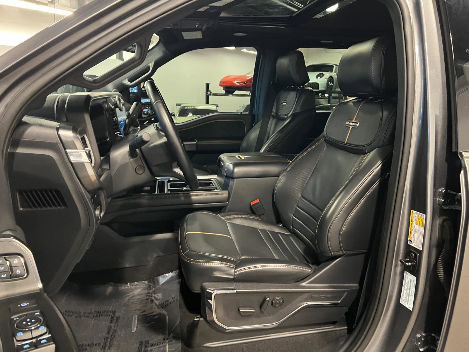 Used 2024 Ford F250 Platinum image 9