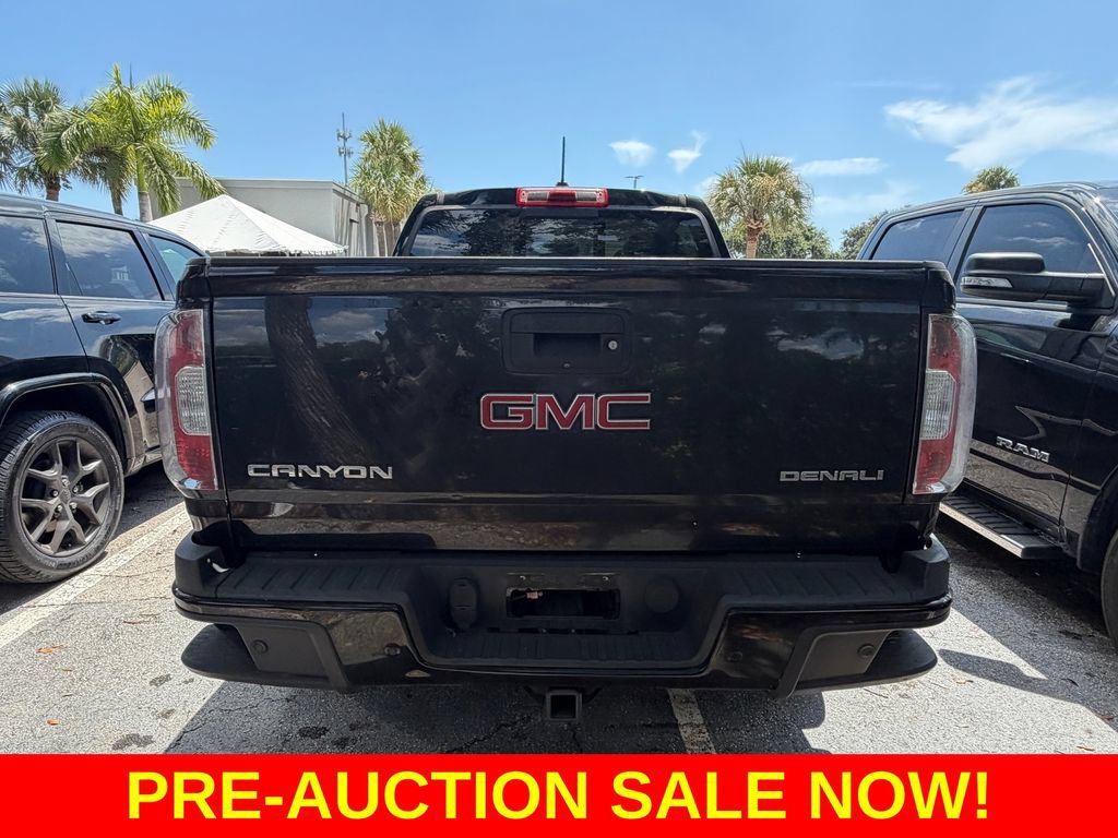 Used 2019 GMC Canyon Denali RWD image 5