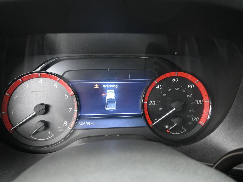 Used 2023 Nissan Titan PRO-4X w/ Pro-4x Convenience Package AWD/4WD image 11