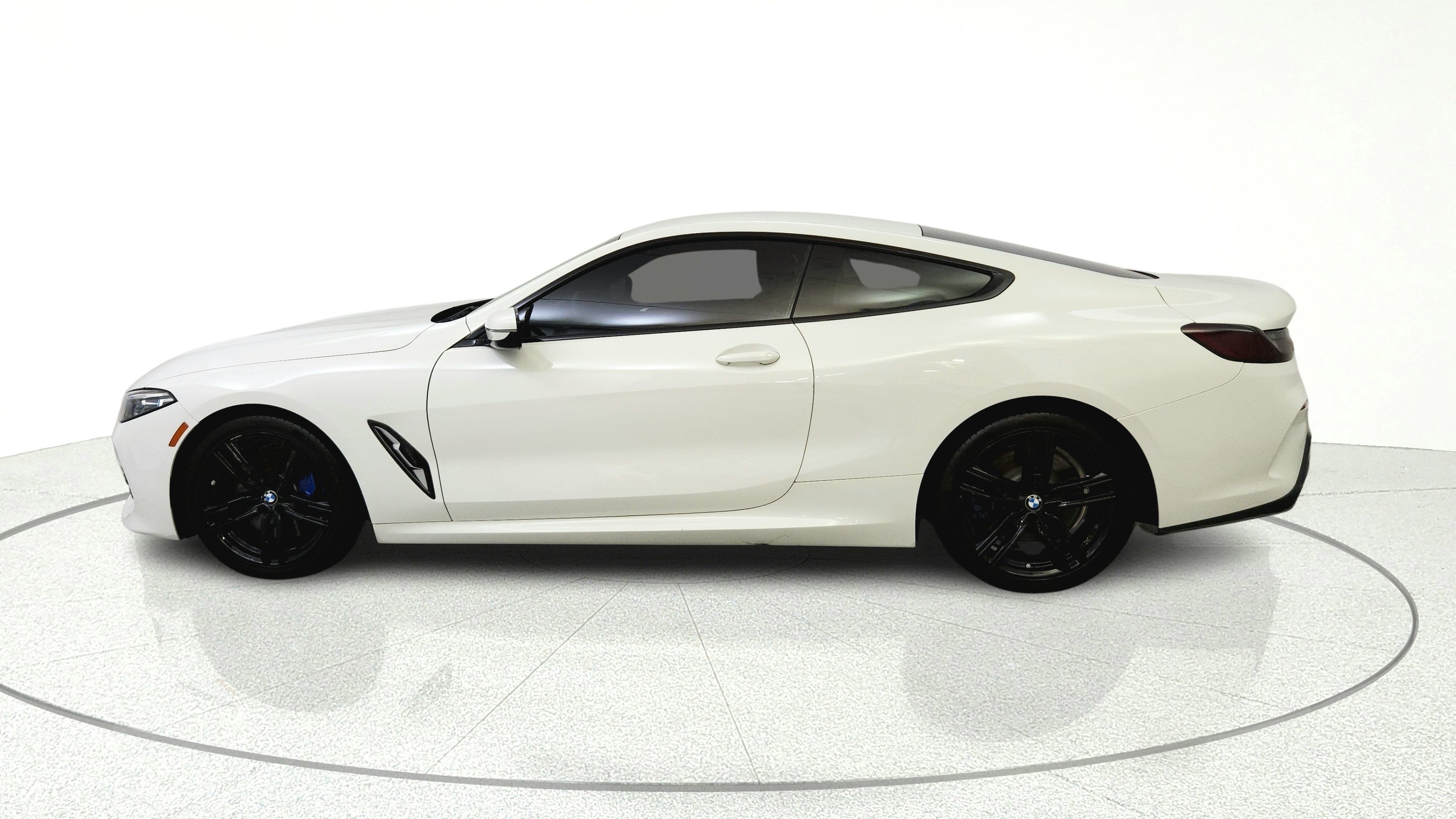 Used 2023 BMW 840i Coupe RWD image 4