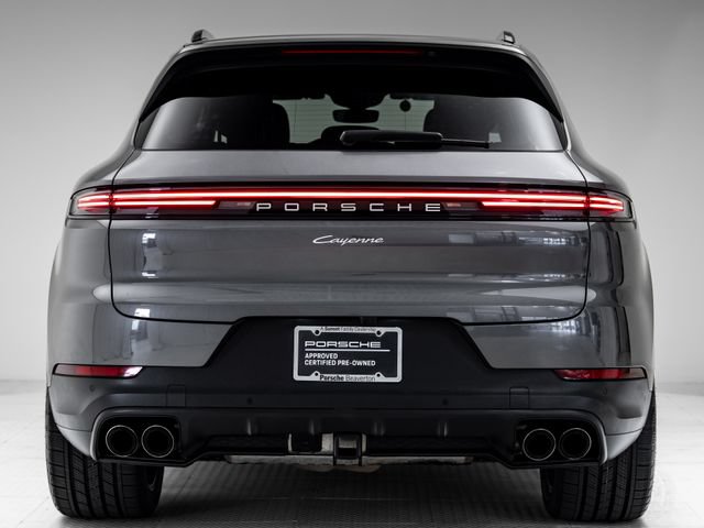 Certified 2024 Porsche Cayenne AWD/4WD image 35