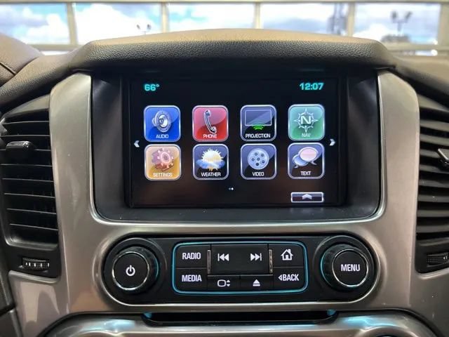 Used 2017 Chevrolet Suburban LT w/ LT Signature Package AWD/4WD image 28