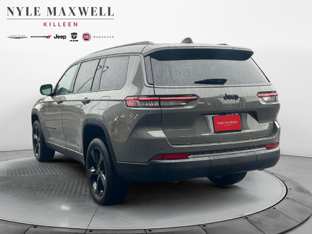 New 2027 Jeep Grand Cherokee L Limited RWD image 14