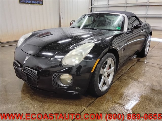 Used 2008 Pontiac Solstice GXP w/ Premium Package RWD image 4