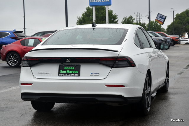 Used 2025 Honda Accord Sport image 4