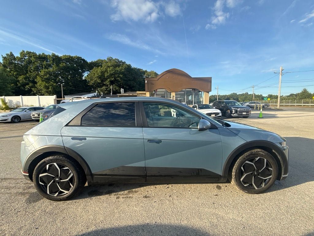 Used 2024 Hyundai Ioniq 5 SEL AWD/4WD image 5