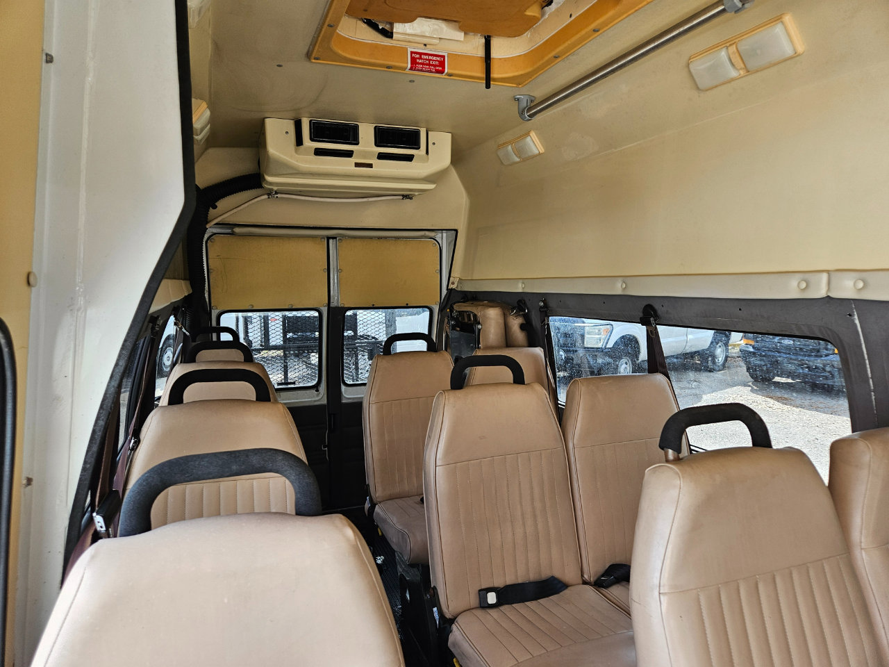 Used 1997 Dodge B3500 image 27