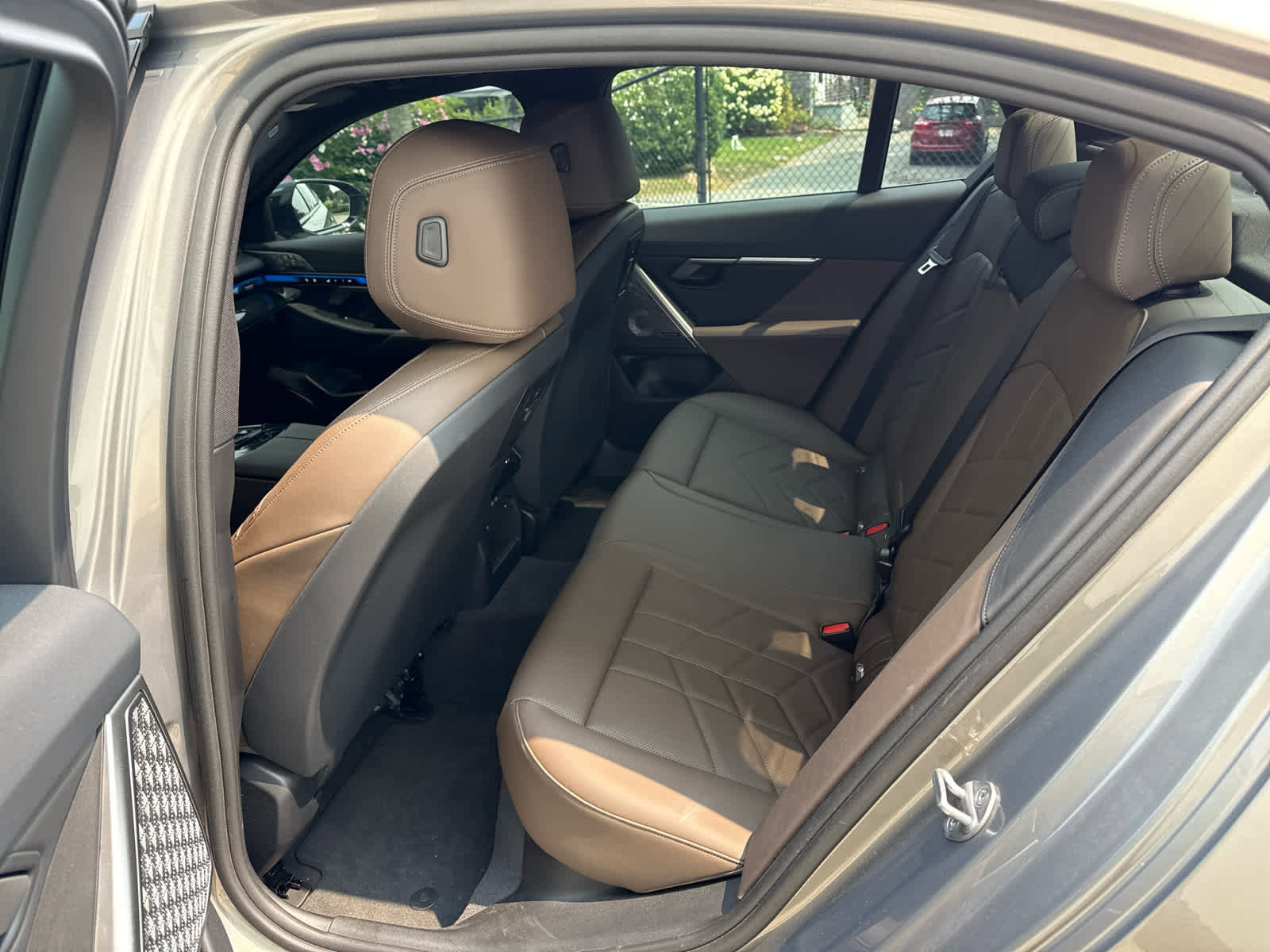 Certified 2024 BMW i5 M60 w/ Premium Package image 14