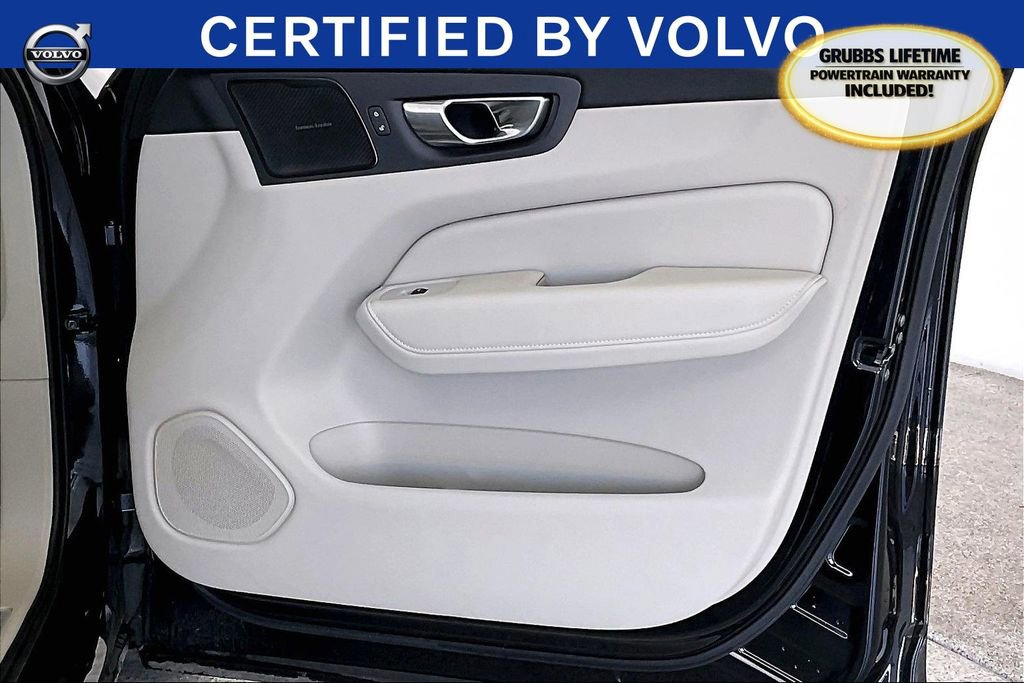 Certified 2023 Volvo XC60 B5 Plus w/ Climate Package image 25