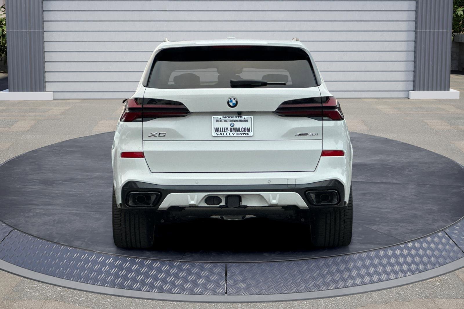 New 2026 BMW X5 xDrive40i w/ M Sport Package image 5