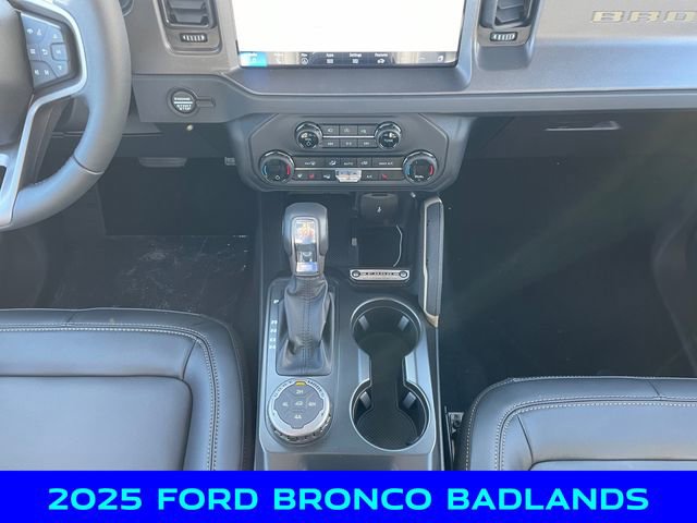 New 2025 Ford Bronco Badlands image 11