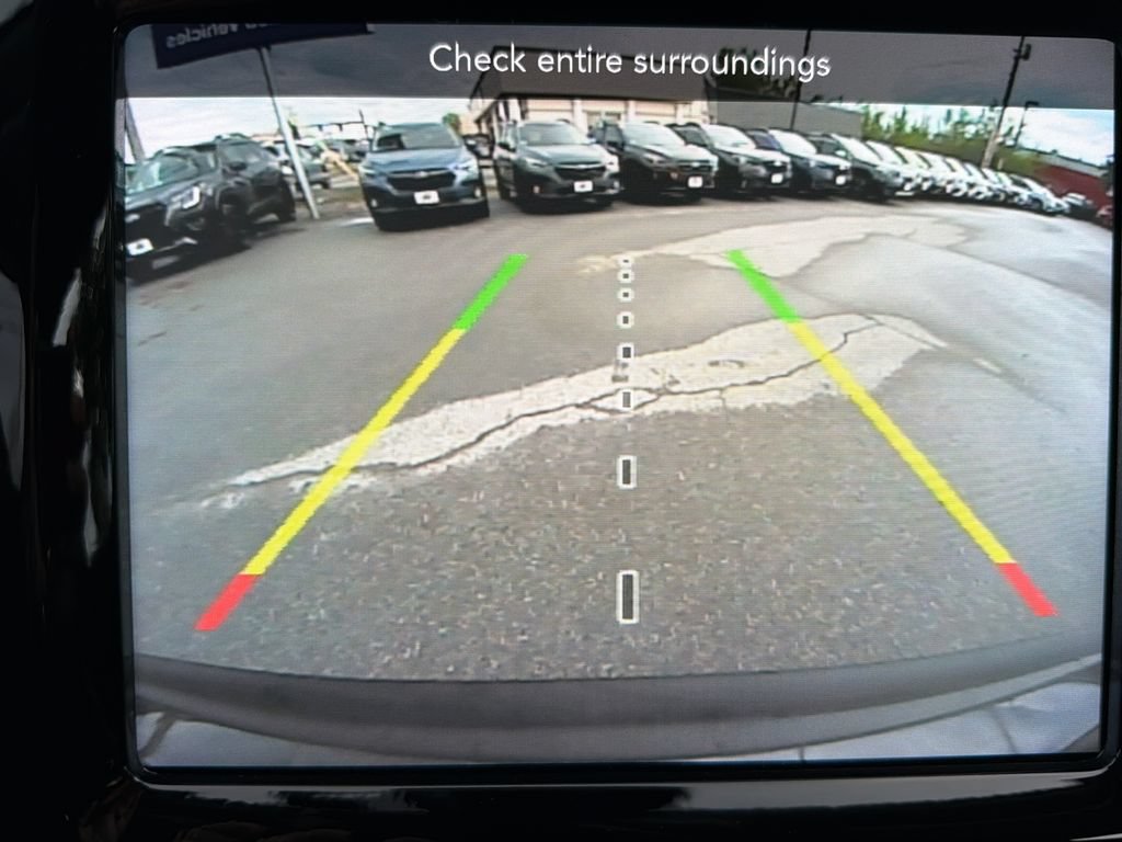 Used 2022 Jeep Cherokee Limited AWD/4WD image 43