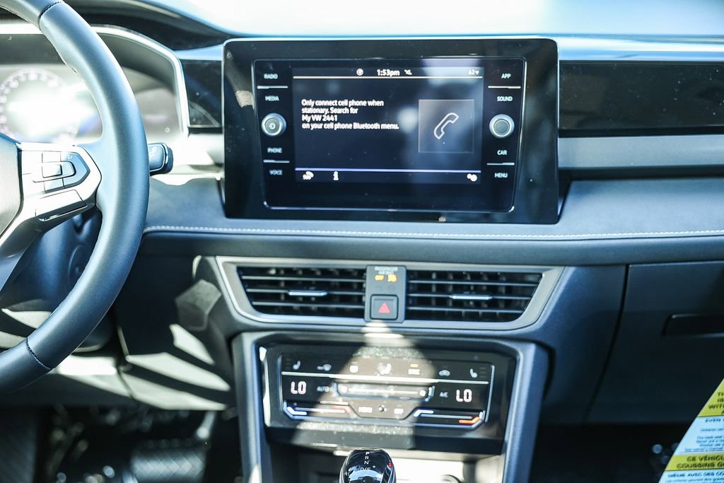 New 2026 Volkswagen Taos SE image 22