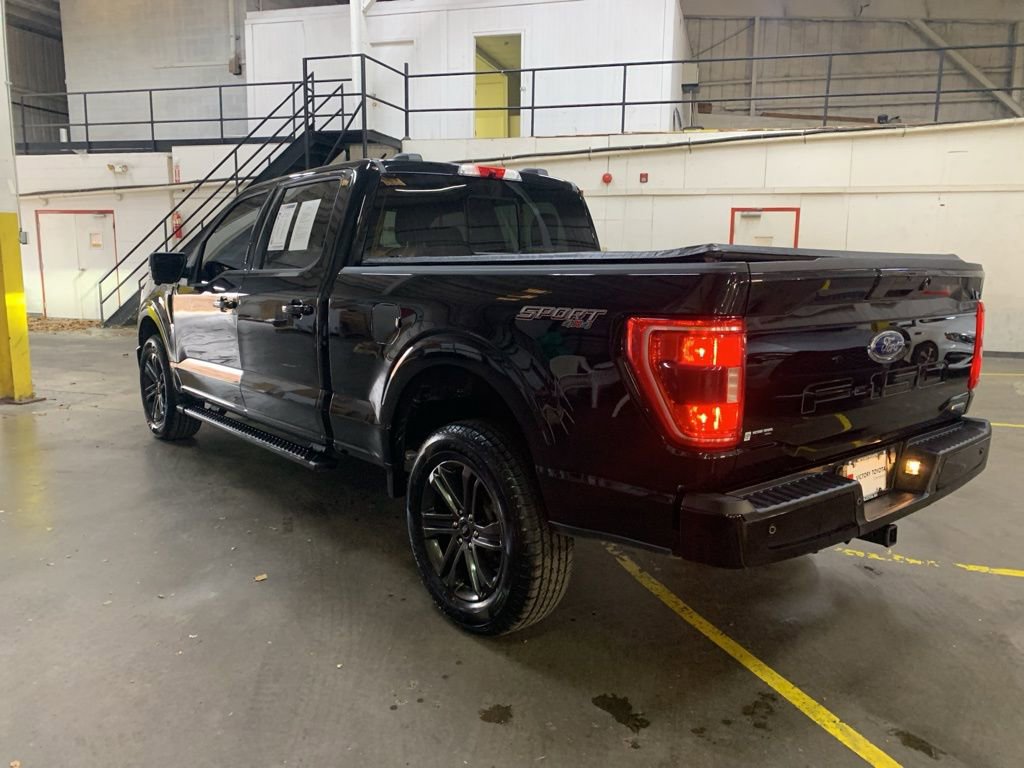 Used 2022 Ford F150 XLT w/ Equipment Group 302A High image 4